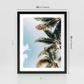 Plakat w ramie 40x50 - Pod Błękitnym Niebem - palmy, ujęcie z dołu - rama czarna