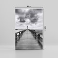 Obraz na płótnie 80x120 - Romantyczny pomost z latarnią - pomost, latarnia