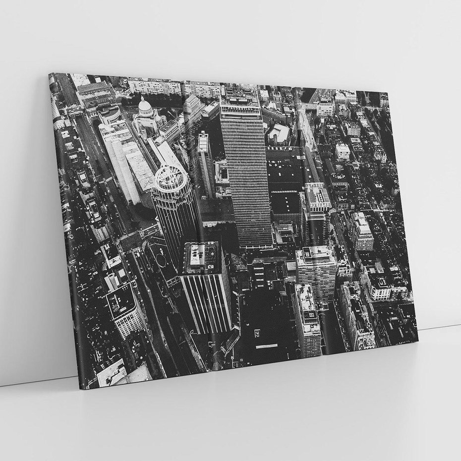 Obraz na płótnie 120x80 - Kontrastujące miasto - miasto, biało