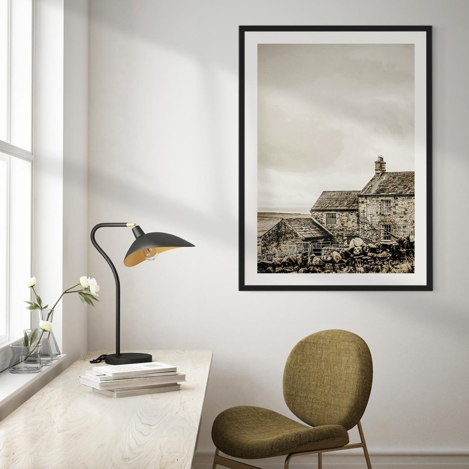 Plakat bez ramy 30x40 - Kamienny Dom w Odcieniach Sepii - stary kamienny dom, odcienie sepii