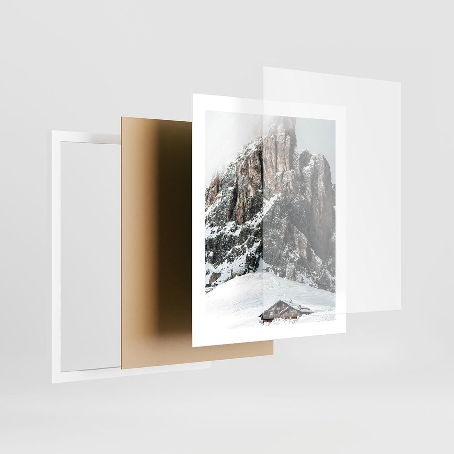 Plakat w ramie 40x50 - Górski Raj z Chatką - górskie szczyty, ośnieżone góry - rama biała