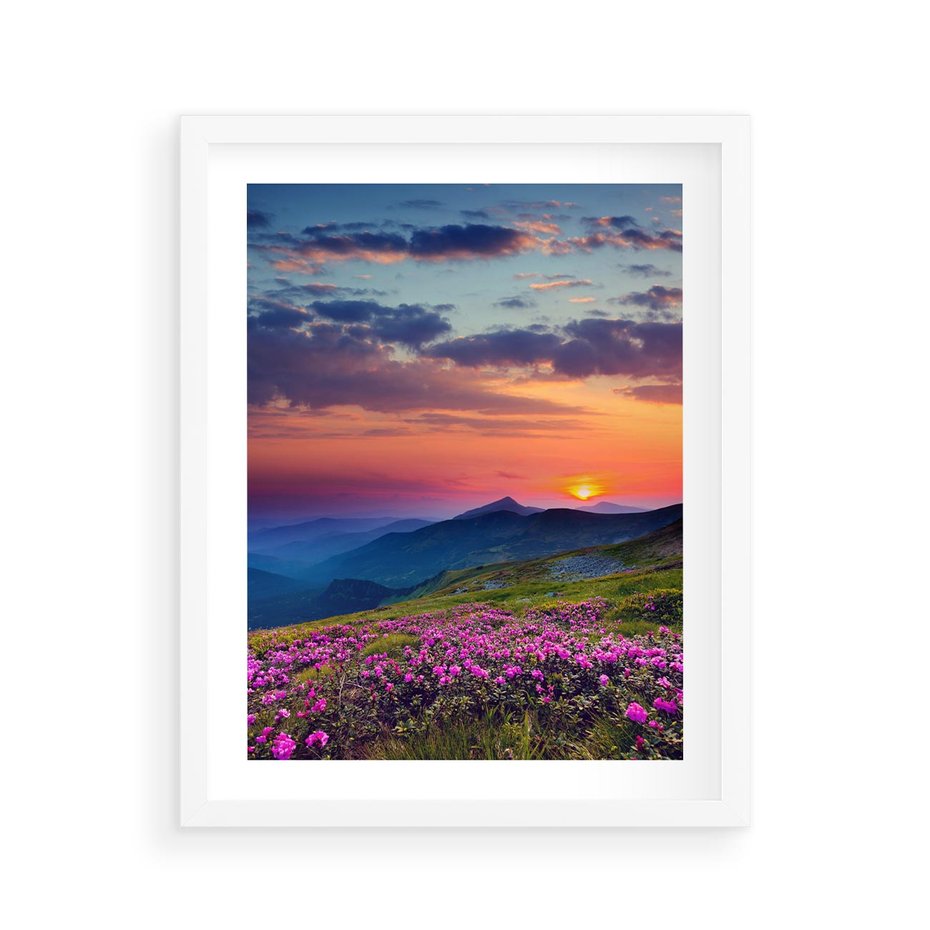 Plakat w ramie 40x50 - Górski Zachód - góry, łąka - rama biała
