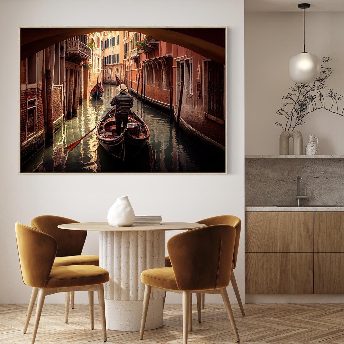 Obraz w ramie 100x70 - Spokojna Wenecja - gondolier w gondoli, kanały Wenecji - rama drewno