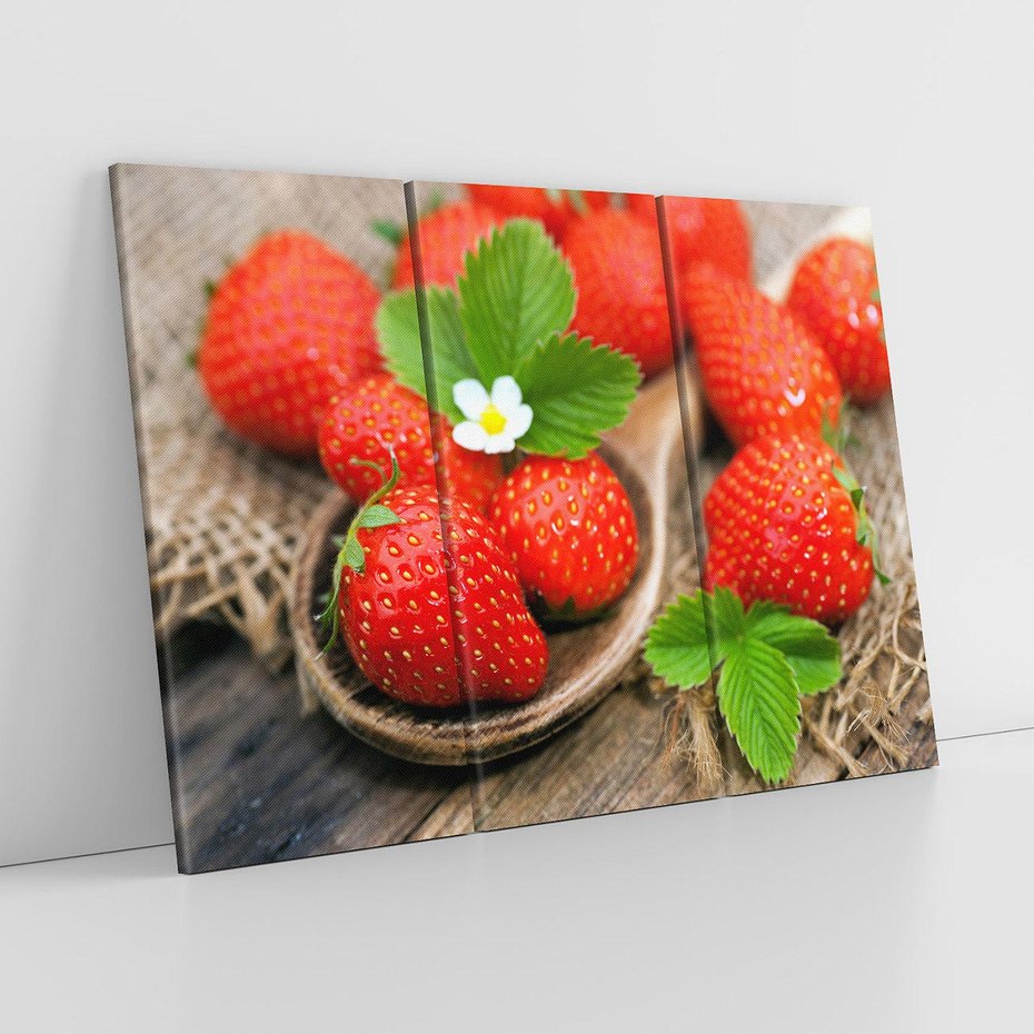 Obraz na płótnie 120x80 - Truskawki: owocowa ekstaza - truskawki, owoce
