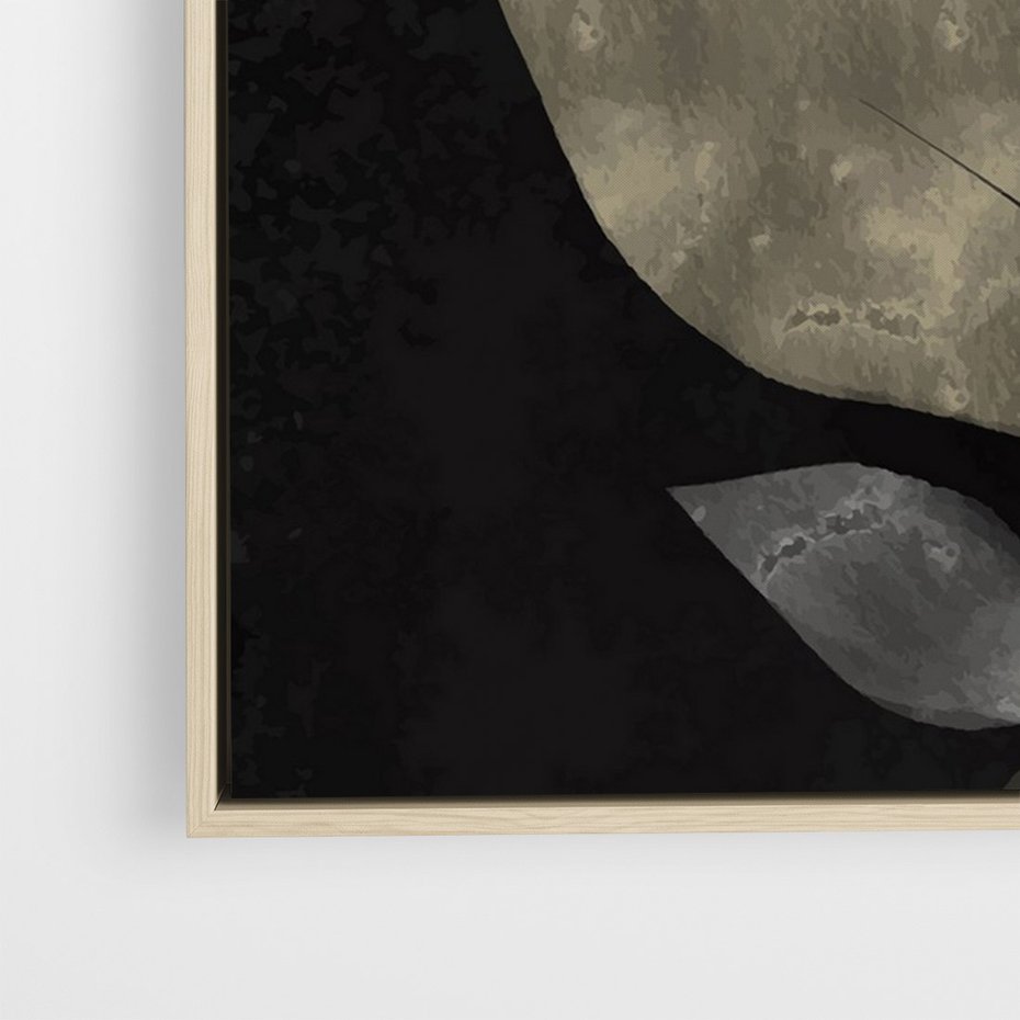 Obraz w ramie 70x100 - Nocne Uniesienia - abstrakcyjny kwiat, mroczna atmosfera - rama drewno