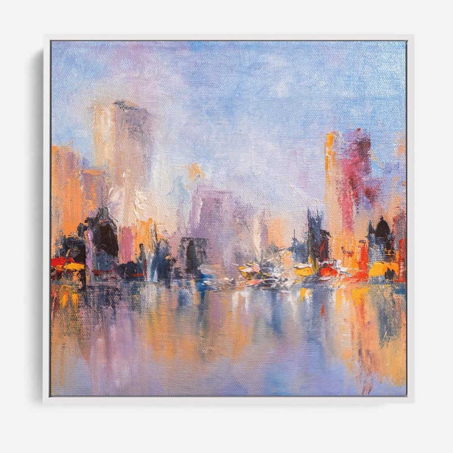 Obraz w ramie 50x50 - Miasto Refleksji - olejna panorama miasta w oddali, wiezowce odbijają się w rzece - rama biała