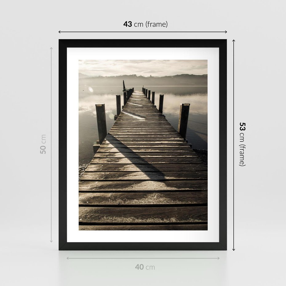 Plakat w ramie 40x50 - Pomost nad jeziorem - pomost, jezioro - rama czarna