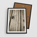 Plakat w ramie 50x70 - Sepia na Polu - kombajn, pole - rama czarna