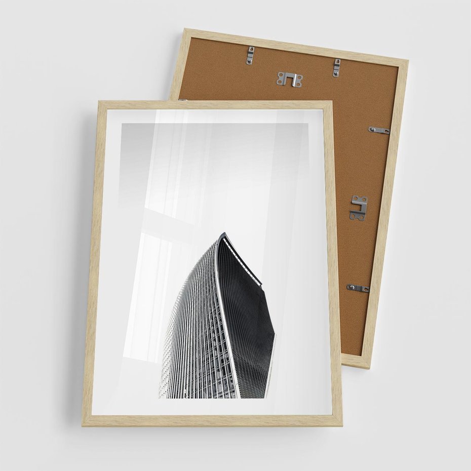 Plakat w ramie 50x70 - Czarno-Biały Wieżowiec - architektura, wieżowiec - rama drewno