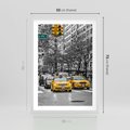 Plakat w ramie 50x70 - Taksówki w Nowym Jorku - taksówki, Nowy Jork - rama biała