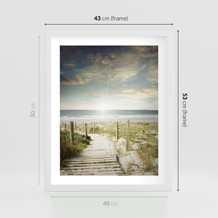 Plakat w ramie 40x50 - Błękitne morze na pomostach - morze, pomost - rama biała