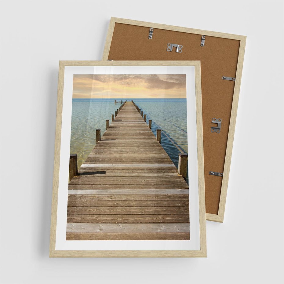 Plakat w ramie 50x70 - Pomost ku morzu - pomost, morze - rama drewno