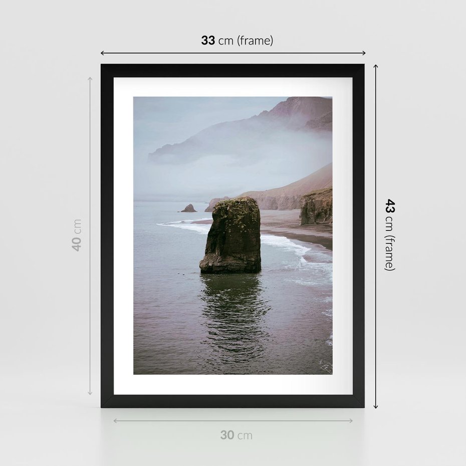 Plakat w ramie 30x40 - Północna Dzikość: Skaliste Klify nad Morzem - skały, klify - rama czarna