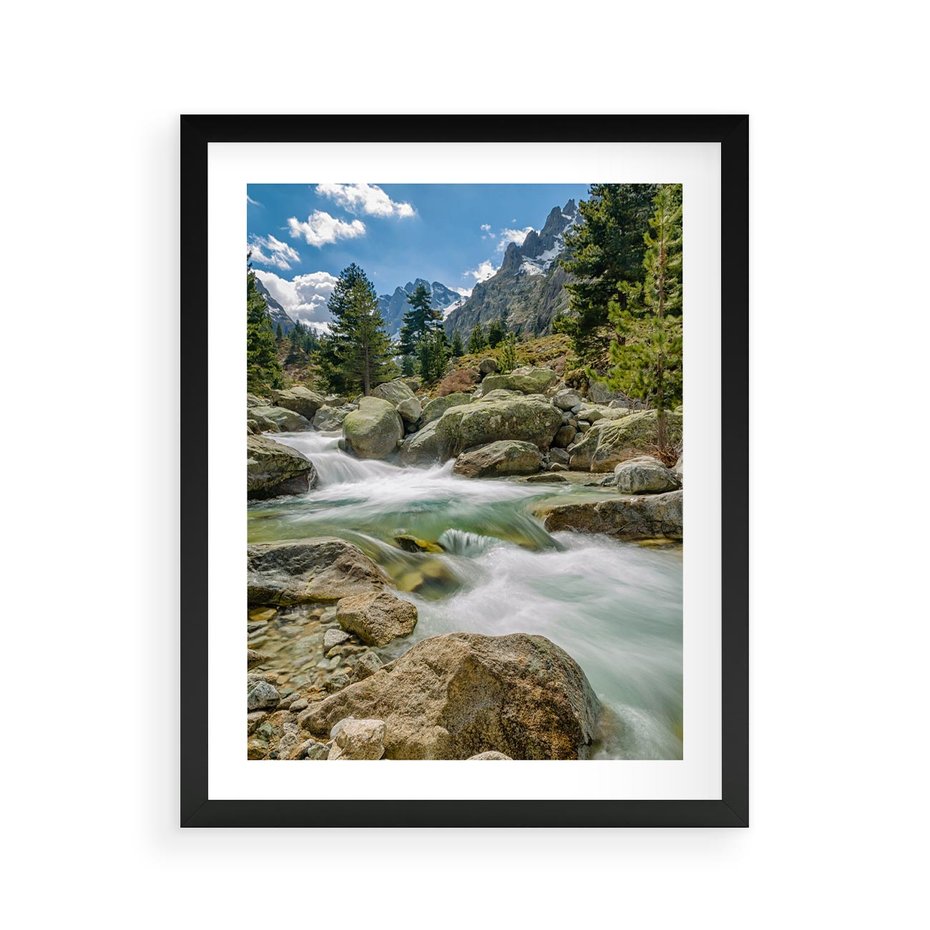 Plakat w ramie 40x50 - Górski strumyk w harmonii - strumyk, górski - rama czarna