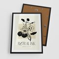Plakat w ramie 50x70 - Podróż linii kwiatowego czasu - kwiaty, typografia - rama czarna