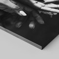 Obraz na płótnie 50x70 - Splątane Uczucia - czarno biała fotografia, artystyczna
