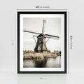 Plakat w ramie 40x50 - Holenderski Wiatrak w Sepii - holenderski wiatrak, młyn - rama czarna