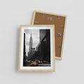 Plakat w ramie 30x40 - Nowy York, taksówka w ruchu - Nowy York, taksówka - rama drewno