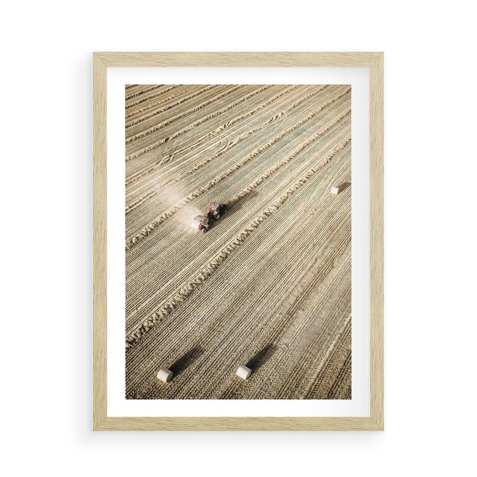 Plakat w ramie 50x70 - Rolnicza Praca - pole, traktor - rama drewno