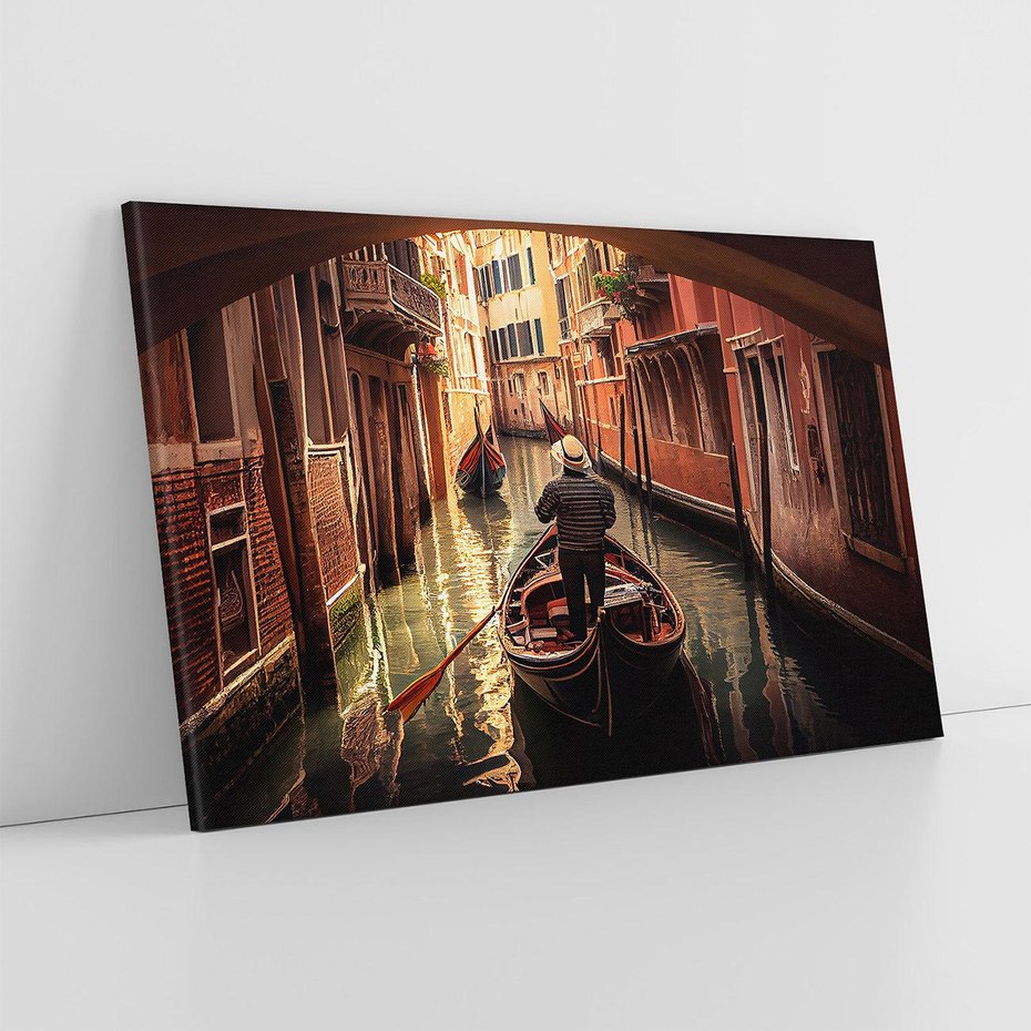 Obraz na płótnie 100x70 - Spokojna Wenecja - gondolier w gondoli, kanały Wenecji