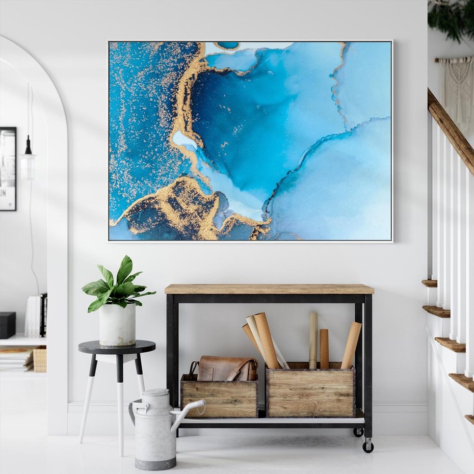 Obraz w ramie 100x70 - Elegancja i Wyrafinowanie - marmur, złoto - rama biała