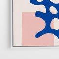 Obraz w ramie 50x50 - Migotliwe Nastroje - abstrakcyjna niebieska forma, dziwne kształty - rama biała