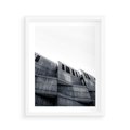 Plakat w ramie 40x50 - Surowa Elegancja Architektury - architektura, surowe formy - rama biała