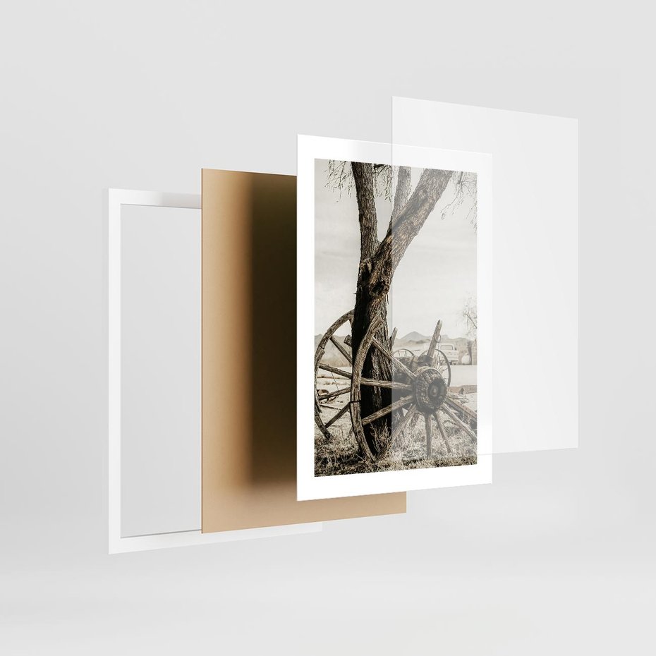 Plakat w ramie 30x40 - Rustykalna Tradycja - koło starego wozu, rustykalny styl - rama biała