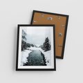 Plakat w ramie 40x50 - Zimowa Przyroda: Rzeka, Góry i Śnieg - zima, rzeka - rama czarna