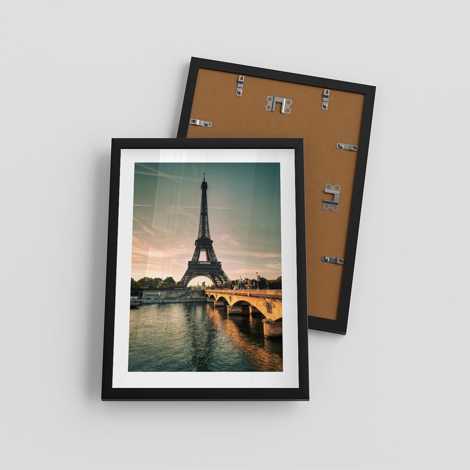 Plakat w ramie 30x40 - Paryski Szczyt - Paryż, wieża - rama czarna