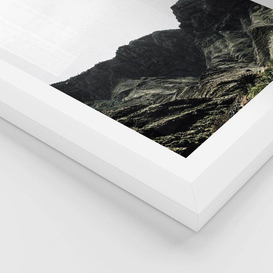 Plakat w ramie 30x40 - Górska Potęga - górski krajobraz, góry - rama biała