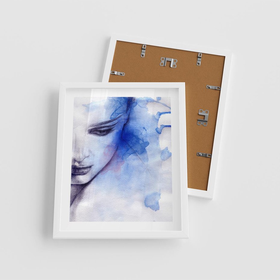 Plakat w ramie 40x50 - Graficzna magia kobiecej twarzy - grafika, kobieta - rama biała