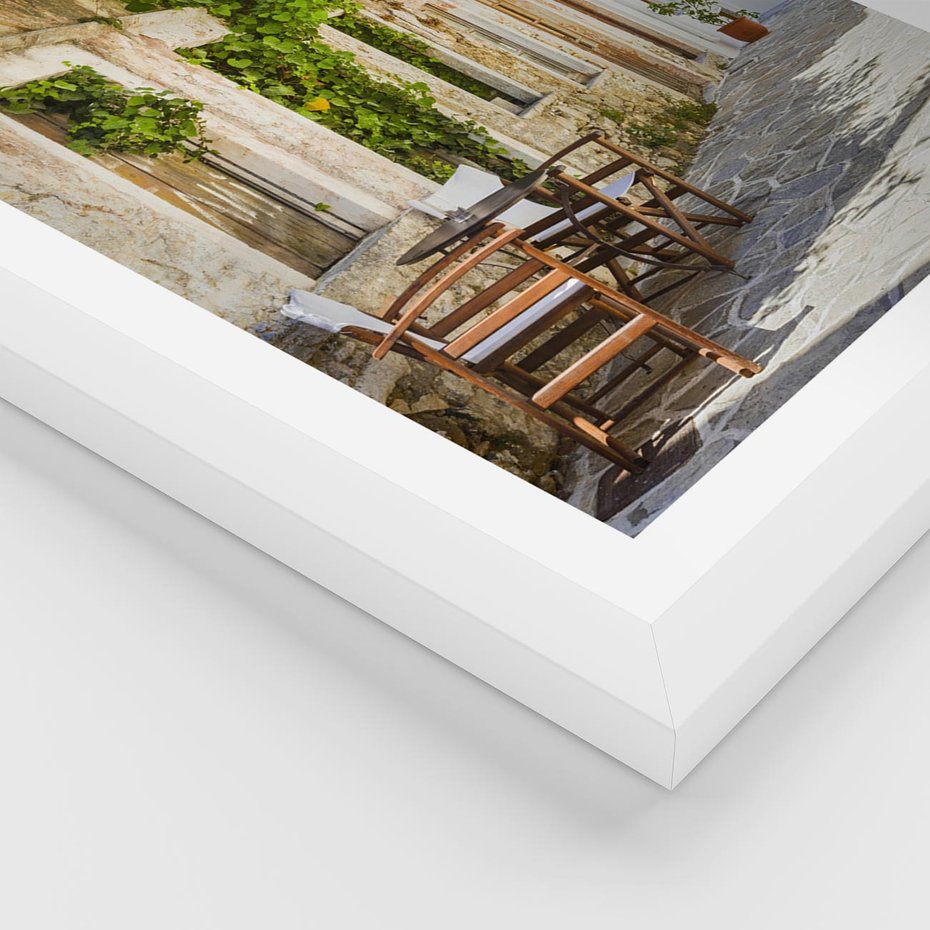 Plakat w ramie 30x40 - Zaklęta Przestrzeń - uliczka, perspektywa - rama biała