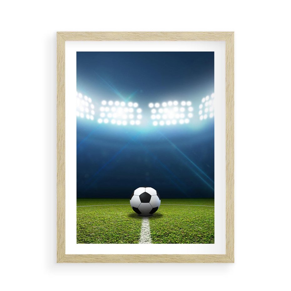 Plakat w ramie 50x70 - Piłka w drodze do gola - piłka, gol - rama drewno