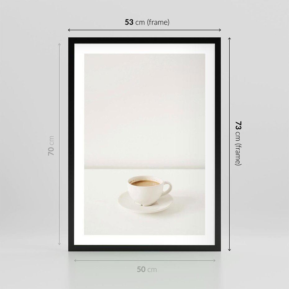 Plakat w ramie 50x70 - Kawa w Prostocie - kawa w filizance, białe tłó - rama czarna