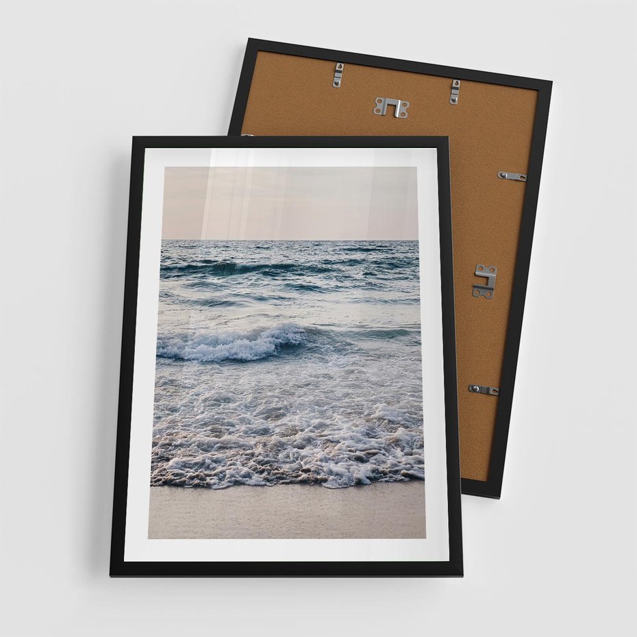 Plakat w ramie 50x70 - Malowniczy Nadmorski Krajobraz - morze, fale - rama czarna