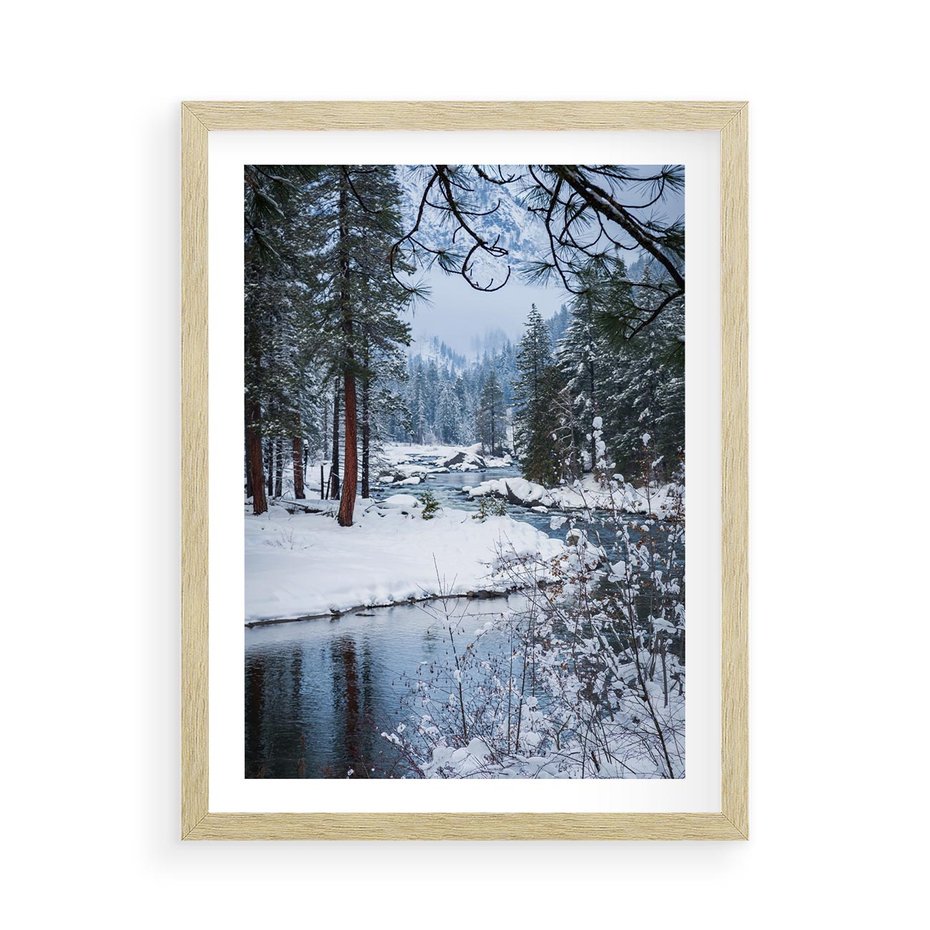 Plakat w ramie 50x70 - Śnieżne cuda - zima, las - rama drewno