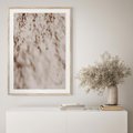 Plakat w ramie 30x40 - Cień Gałęzi - beżowa ściana, cień gałęzi - rama drewno