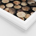 Plakat w ramie 50x70 - Siła Drewna - ścięte drewno, belki drewna ułożone jedna na drugiej - rama biała