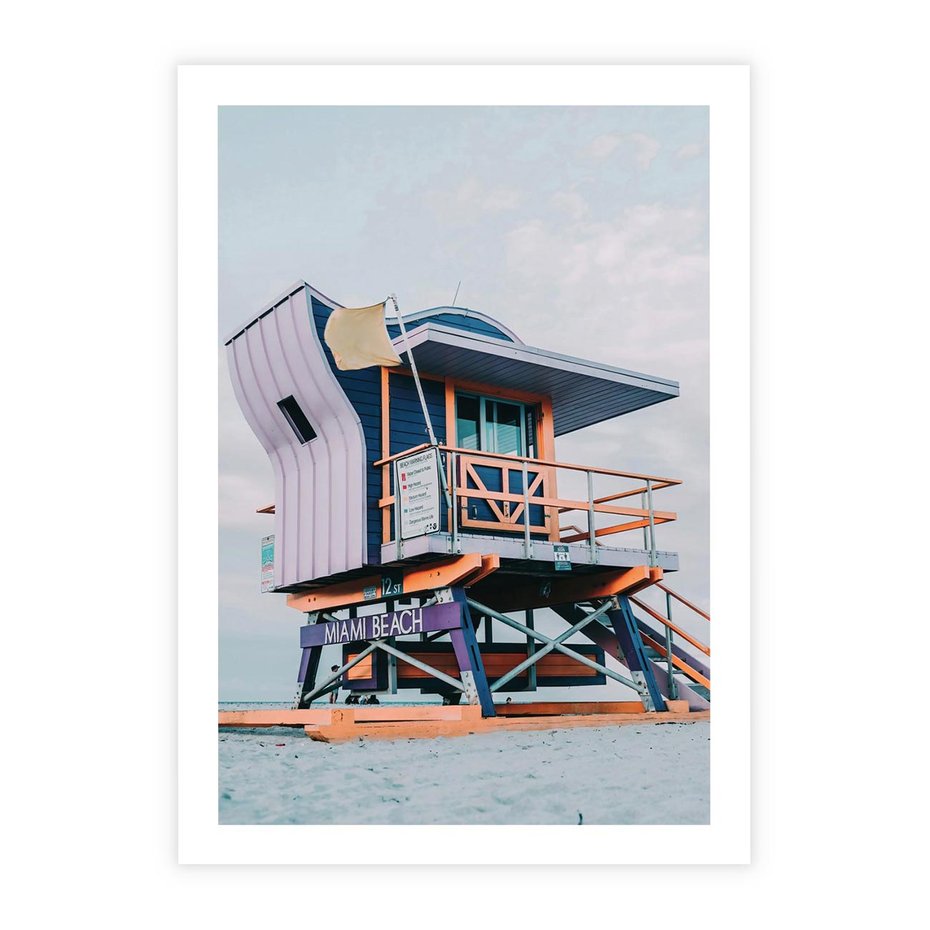 Plakat bez ramy 21x30 - Plażowa Kolorystyka: Budka Ratownika w Pastelach - pastelowa budka ratownika, plaża Miami