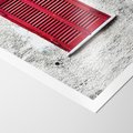 Plakat bez ramy 30x40 - Okno z Czerwonymi Okiennicami - stare okno, kamienica