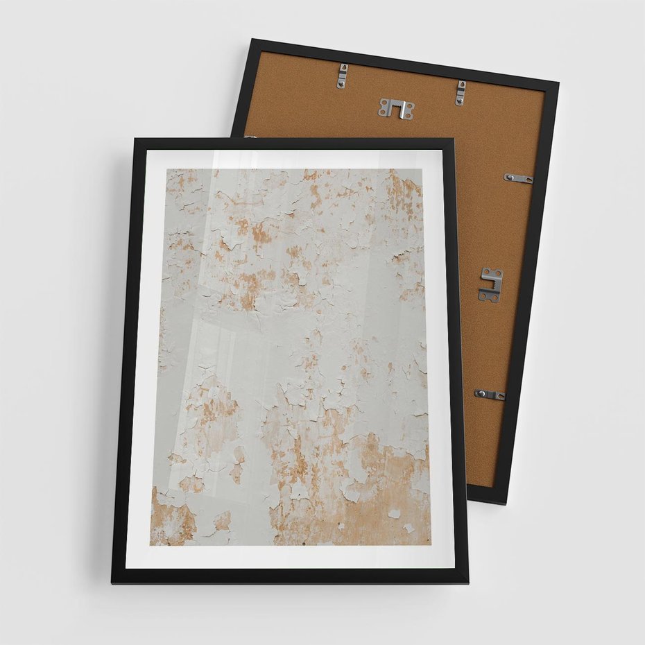 Plakat w ramie 50x70 - Beżowa Ściana z Łuszczącą Się Farbą - stara ściana, beżowa - rama czarna