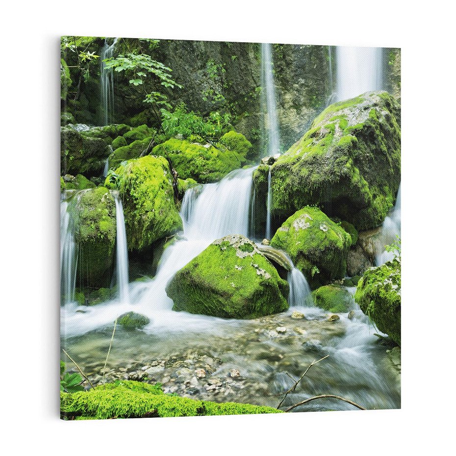 Obraz na płótnie 70x70 - Spokojny wodospad w lesie nad rzeką - wodospad, las