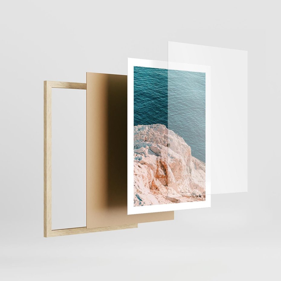 Plakat w ramie 50x70 - Klifowy Horyzont: Brzeg Morza - brzeg morza, klify - rama drewno