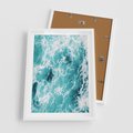 Plakat w ramie 50x70 - Wzburzony Ocean: Widok Z Góry - wzburzony ocean, błękitna woda - rama biała