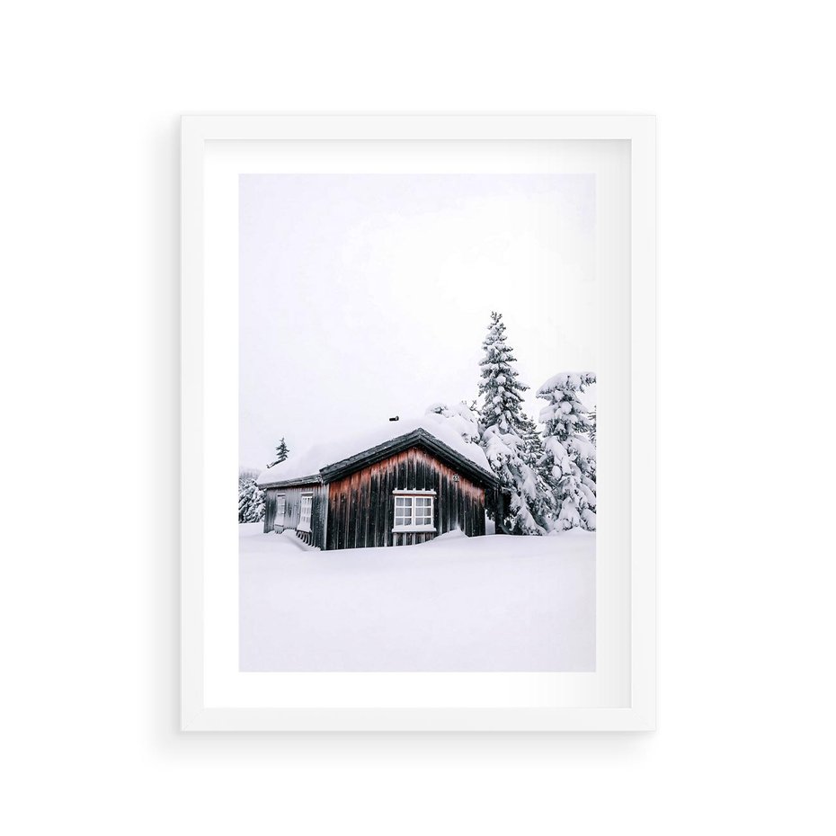 Plakat w ramie 30x40 - Zimowy Azyl: Domek w Górach - domek w górach, śnieg - rama biała