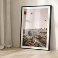 Plakat bez ramy 30x40 - Wolność w Powietrzu - balony latające nas pustynnym krajbrazem, balony do latania