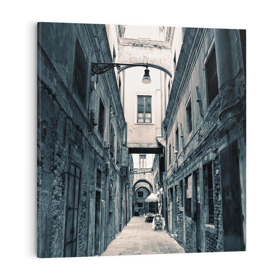 Obraz na płótnie 70x70 - Odkryj tajemnice miasta - uliczka, perspektywa