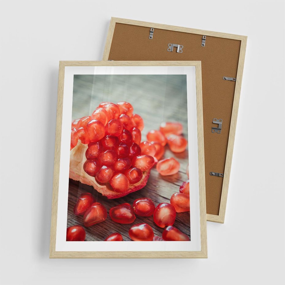 Plakat w ramie 50x70 - Granatowa Inspiracja Kuchni - granat, kuchnia - rama drewno