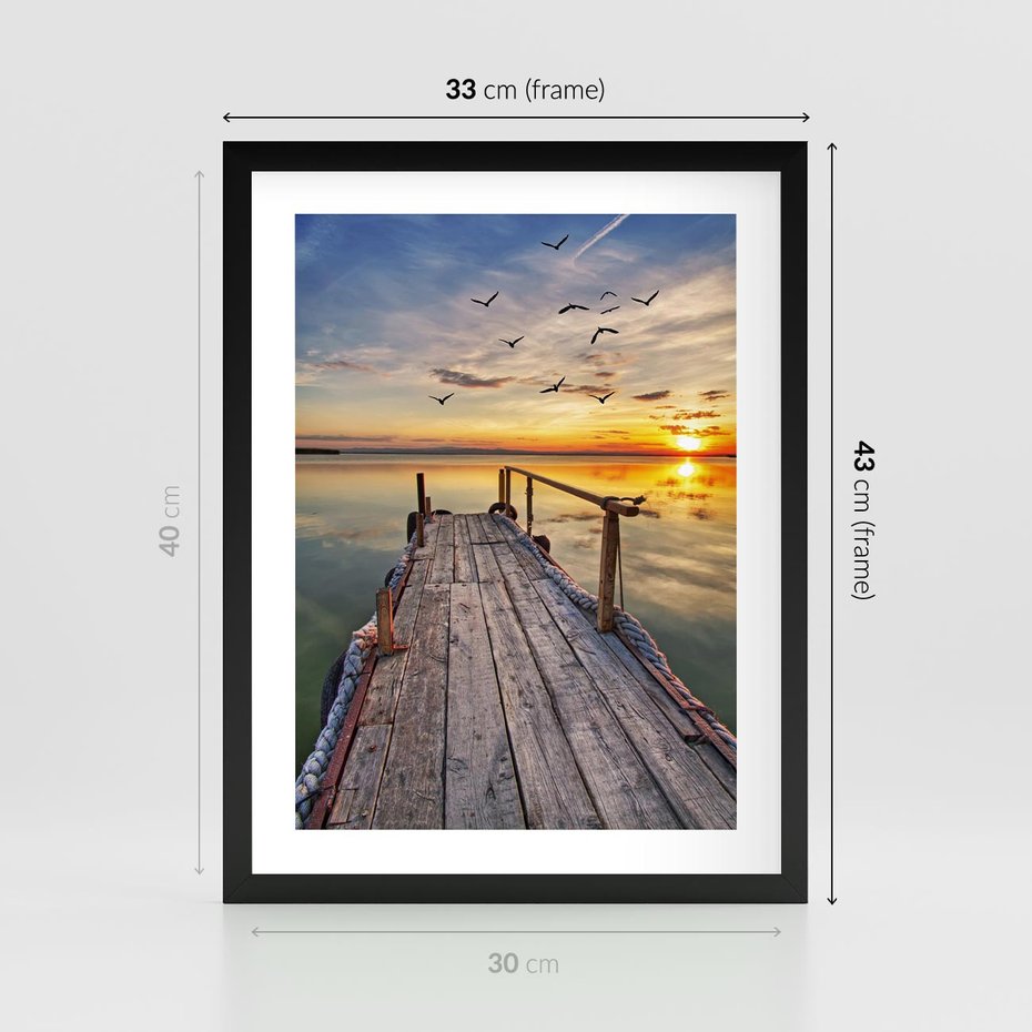 Plakat w ramie 30x40 - Spokojny pomost nad jeziorem - pomost, jezioro - rama czarna